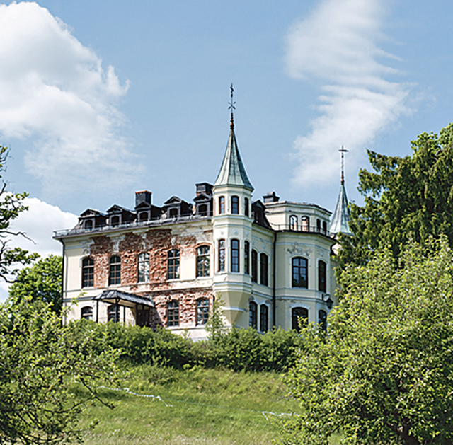 Eldhärjat slott till salu Länstidningen