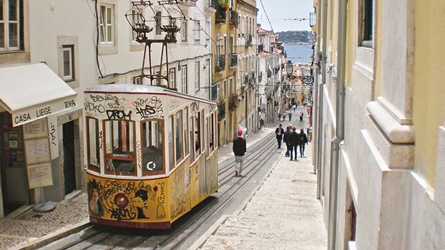 Mysiga myllrande Lissabon